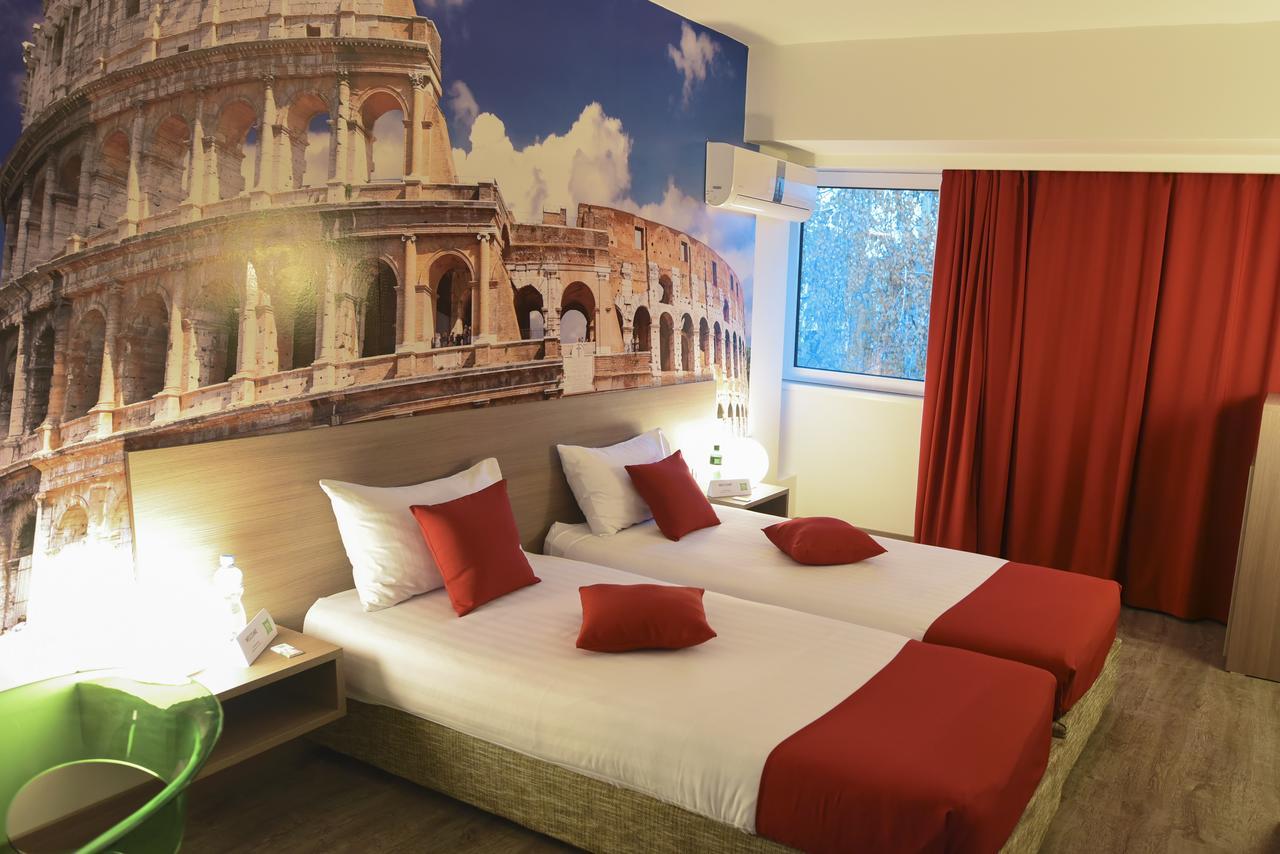 Ibis Styles Skopje Hotel Luaran gambar